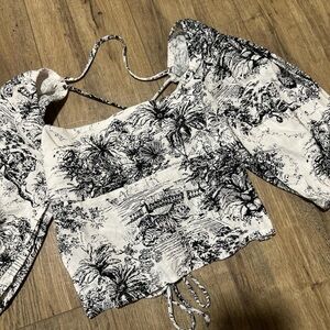 Open back black and white print top
